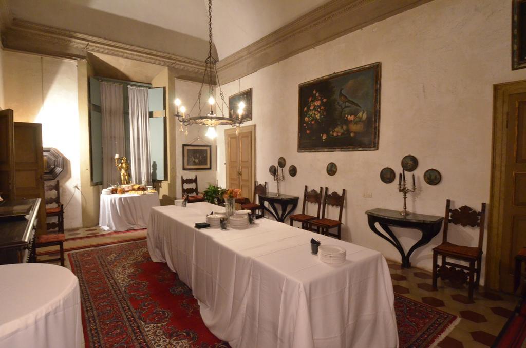 Palazzo Castiglioni Luxury Suite And Rooms مانتوفا المظهر الخارجي الصورة