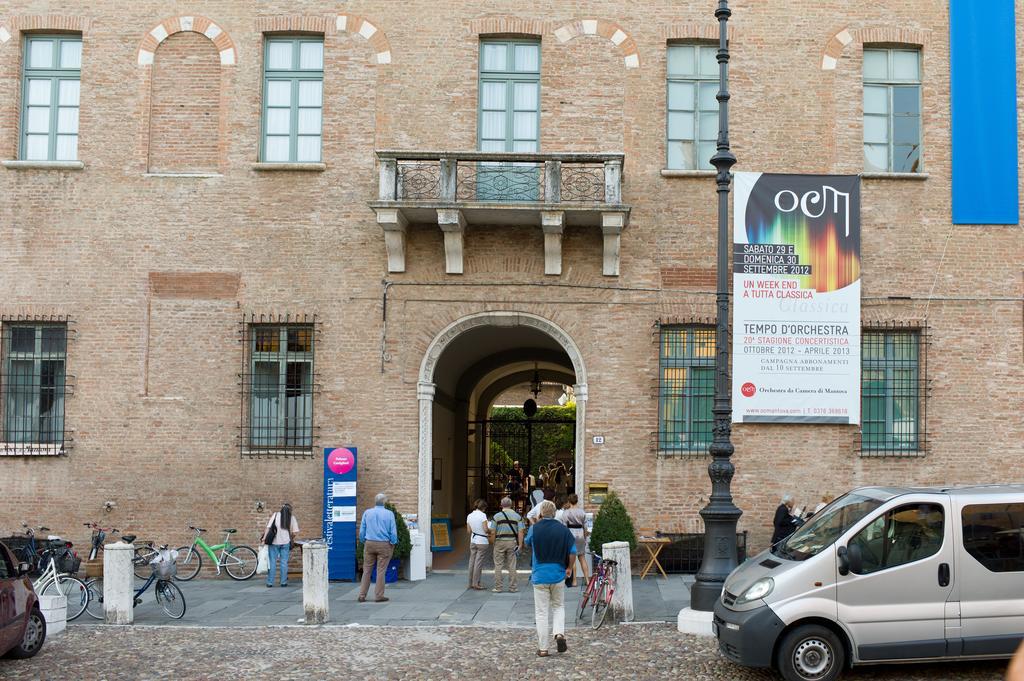 Palazzo Castiglioni Luxury Suite And Rooms مانتوفا المظهر الخارجي الصورة
