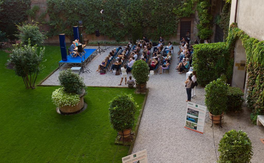 Palazzo Castiglioni Luxury Suite And Rooms مانتوفا المظهر الخارجي الصورة