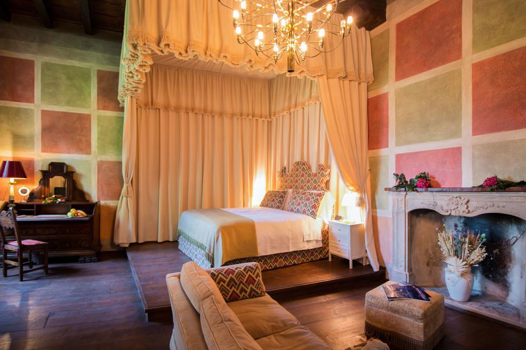 Palazzo Castiglioni Luxury Suite And Rooms مانتوفا المظهر الخارجي الصورة